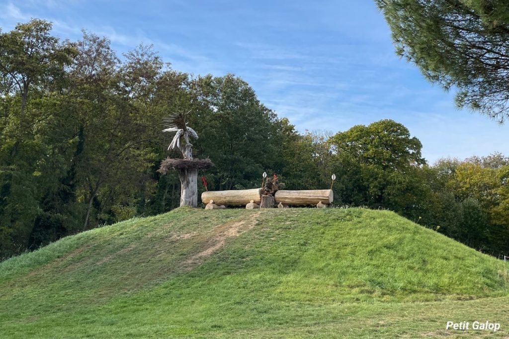 Obstacle cross chapeau de gendarme